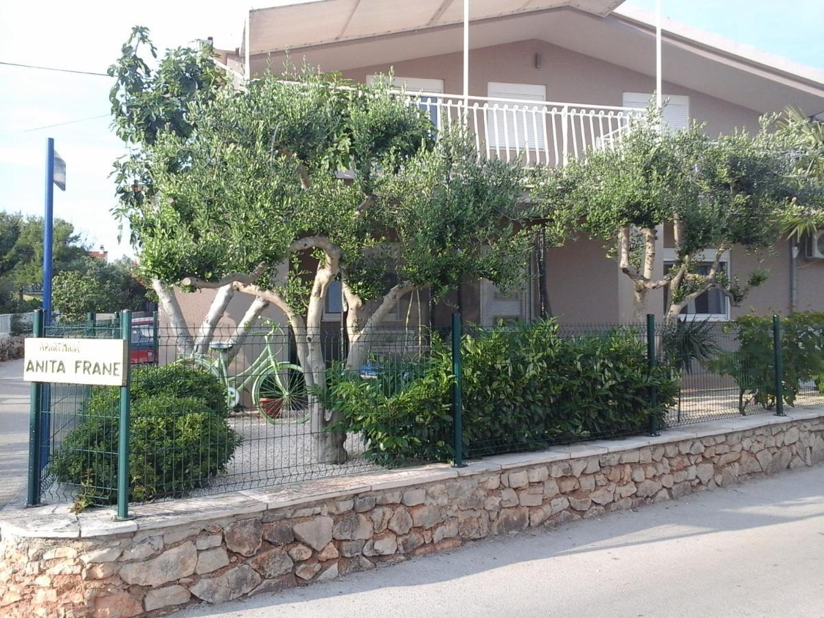 Apartments Anita Frane Водице Экстерьер фото