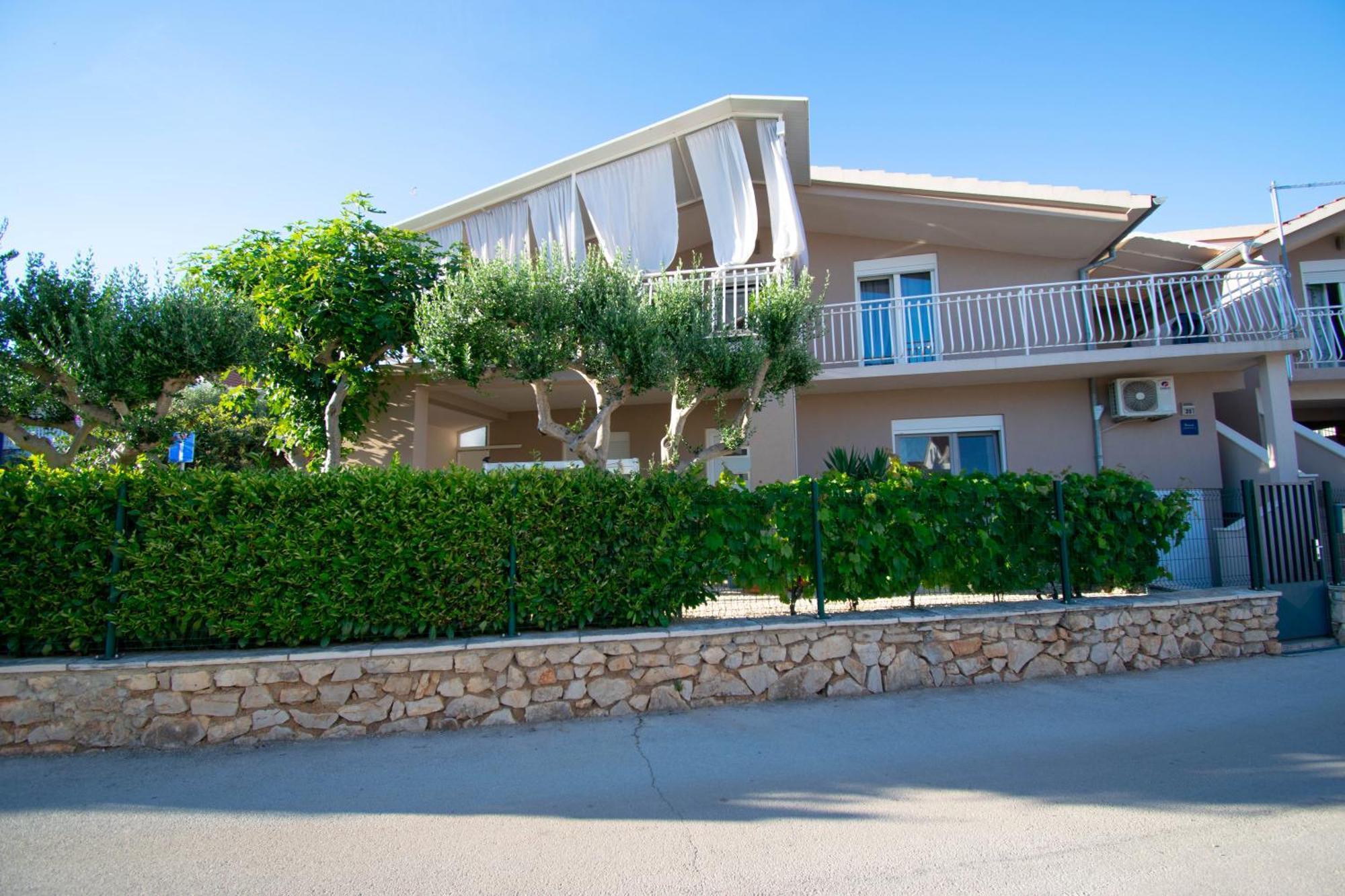 Apartments Anita Frane Водице Экстерьер фото