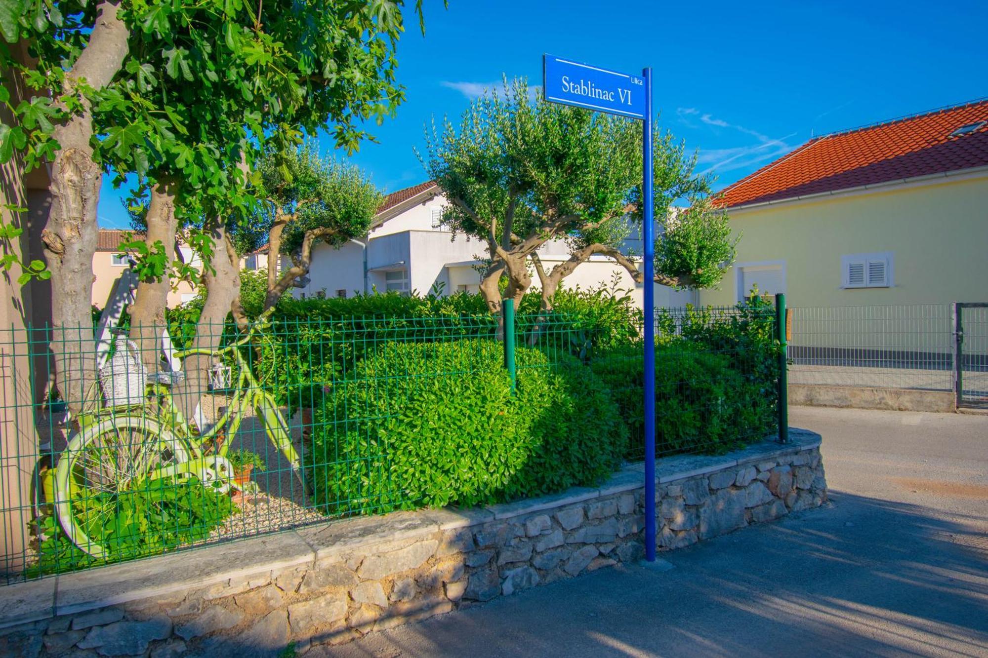 Apartments Anita Frane Водице Экстерьер фото