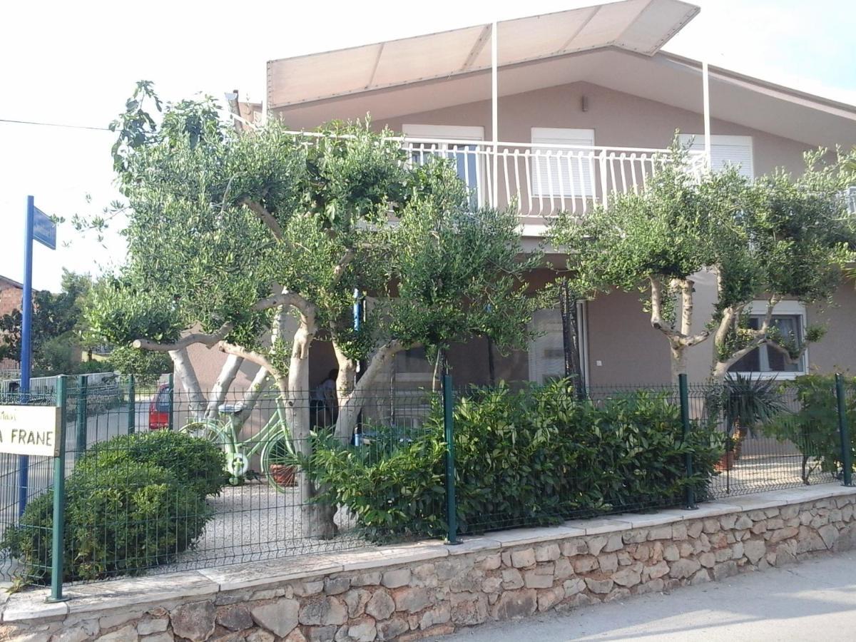 Apartments Anita Frane Водице Экстерьер фото
